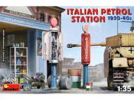 Итальянская автозаправочная станция 1930-40-х г.г.