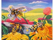 Пчелы и клевер - мозаичная картина